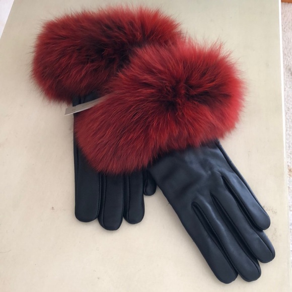 NWR La Fiorentina Leather Gloves trimmed with Fox fur